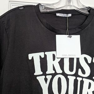 ✨👕ZARA tee NEW👕✨